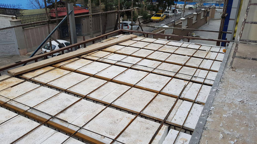 توسعه و احداث سالن اجتماعات ساختمان مرکزی به همراه راه پله و متعلقات